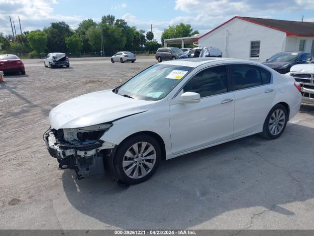 Photo 1 VIN: 1HGCR2F81FA214074 - HONDA ACCORD 