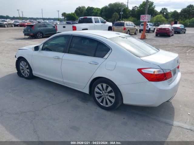 Photo 2 VIN: 1HGCR2F81FA214074 - HONDA ACCORD 