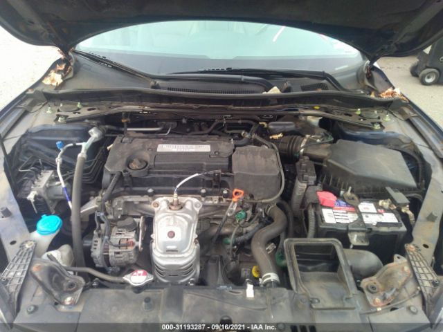 Photo 9 VIN: 1HGCR2F81FA235720 - HONDA ACCORD SEDAN 