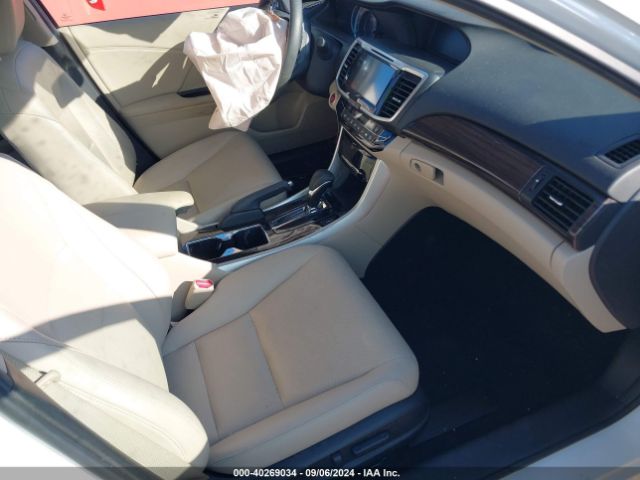 Photo 4 VIN: 1HGCR2F81GA189484 - HONDA ACCORD 