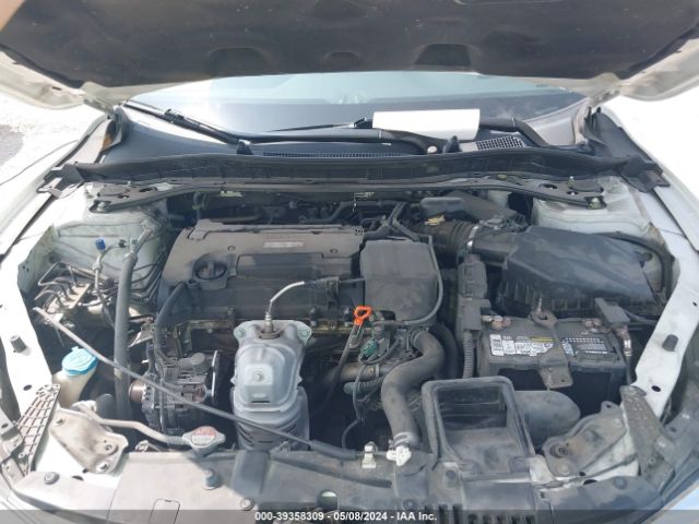 Photo 9 VIN: 1HGCR2F81HA011382 - HONDA ACCORD 