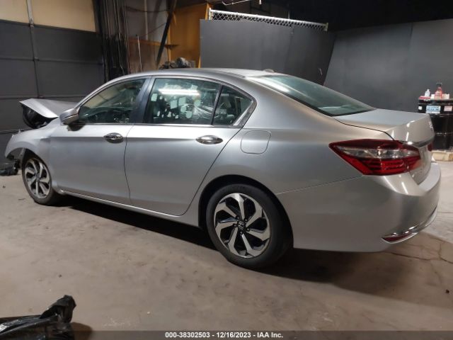 Photo 2 VIN: 1HGCR2F81HA074188 - HONDA ACCORD 