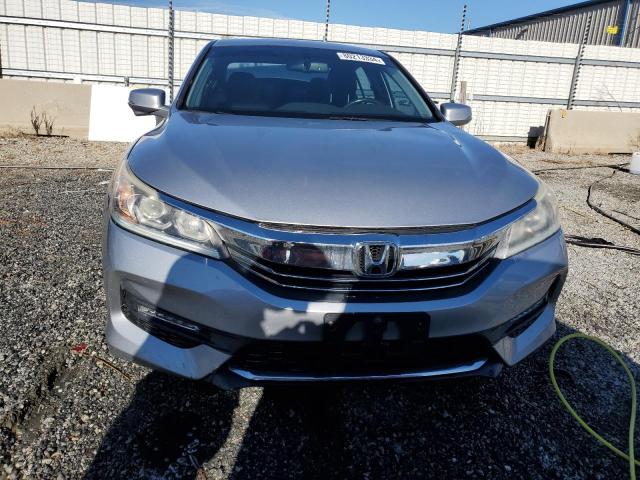 Photo 4 VIN: 1HGCR2F81HA090181 - HONDA ACCORD EXL 