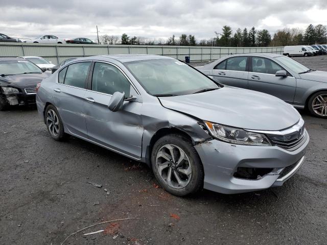 Photo 3 VIN: 1HGCR2F81HA116097 - HONDA ACCORD EXL 