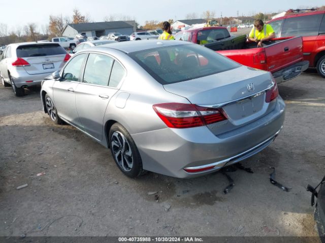 Photo 2 VIN: 1HGCR2F81HA182911 - HONDA ACCORD 