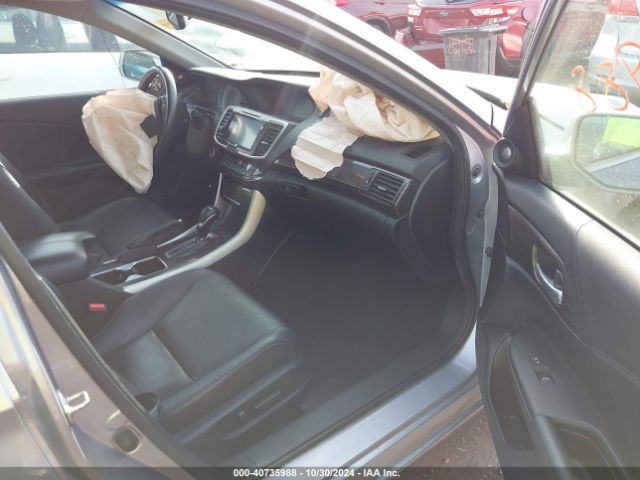 Photo 4 VIN: 1HGCR2F81HA182911 - HONDA ACCORD 