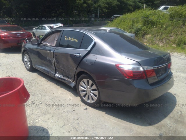 Photo 2 VIN: 1HGCR2F82DA027052 - HONDA ACCORD SDN 