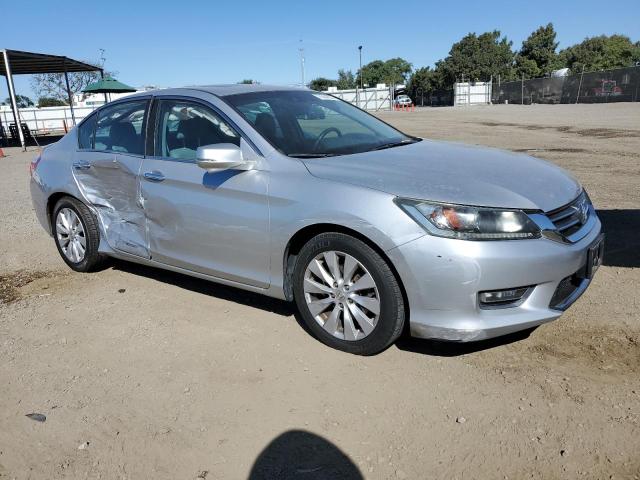 Photo 3 VIN: 1HGCR2F82DA080513 - HONDA ACCORD 