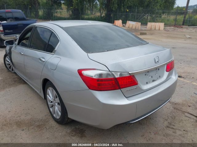 Photo 2 VIN: 1HGCR2F82DA097599 - HONDA ACCORD 