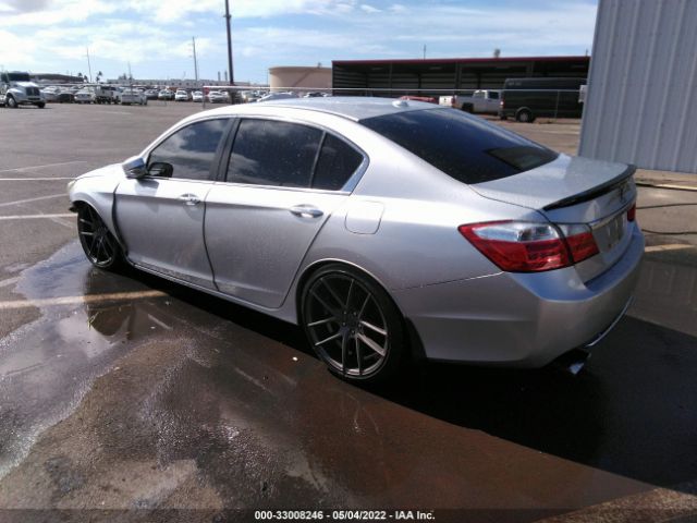 Photo 2 VIN: 1HGCR2F82DA178313 - HONDA ACCORD SDN 