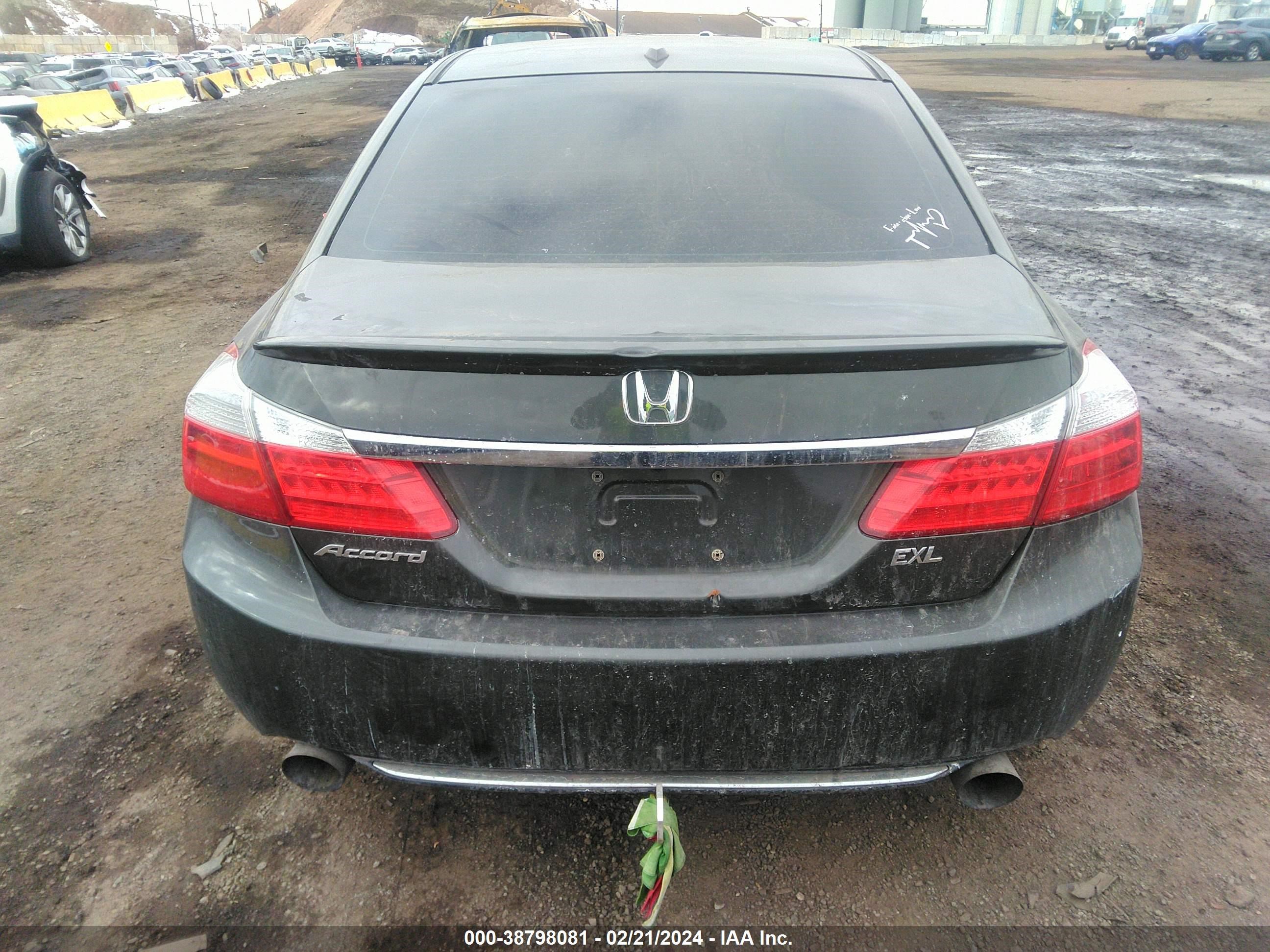 Photo 15 VIN: 1HGCR2F82DA189991 - HONDA ACCORD 