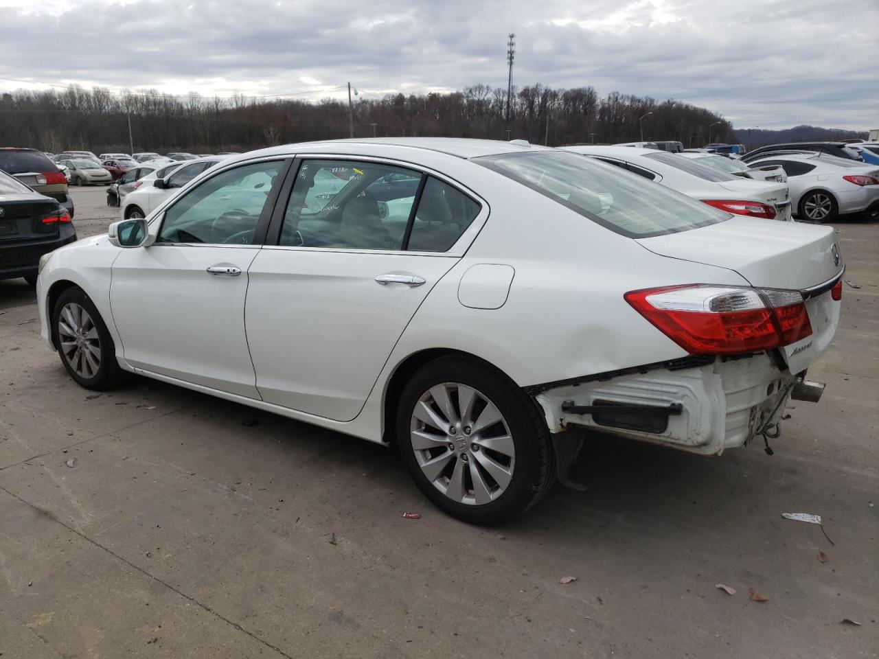 Photo 1 VIN: 1HGCR2F82EA011743 - HONDA ACCORD 