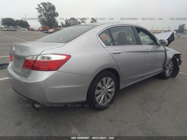 Photo 3 VIN: 1HGCR2F82EA017963 - HONDA ACCORD SEDAN 