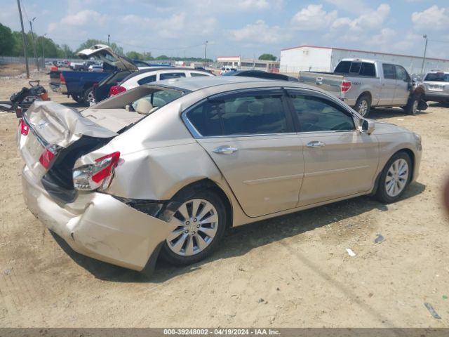 Photo 3 VIN: 1HGCR2F82EA040496 - HONDA ACCORD 