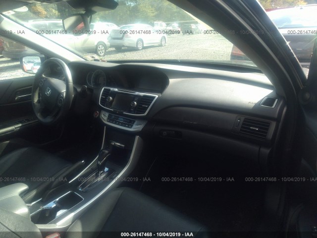 Photo 4 VIN: 1HGCR2F82EA040756 - HONDA ACCORD SEDAN 