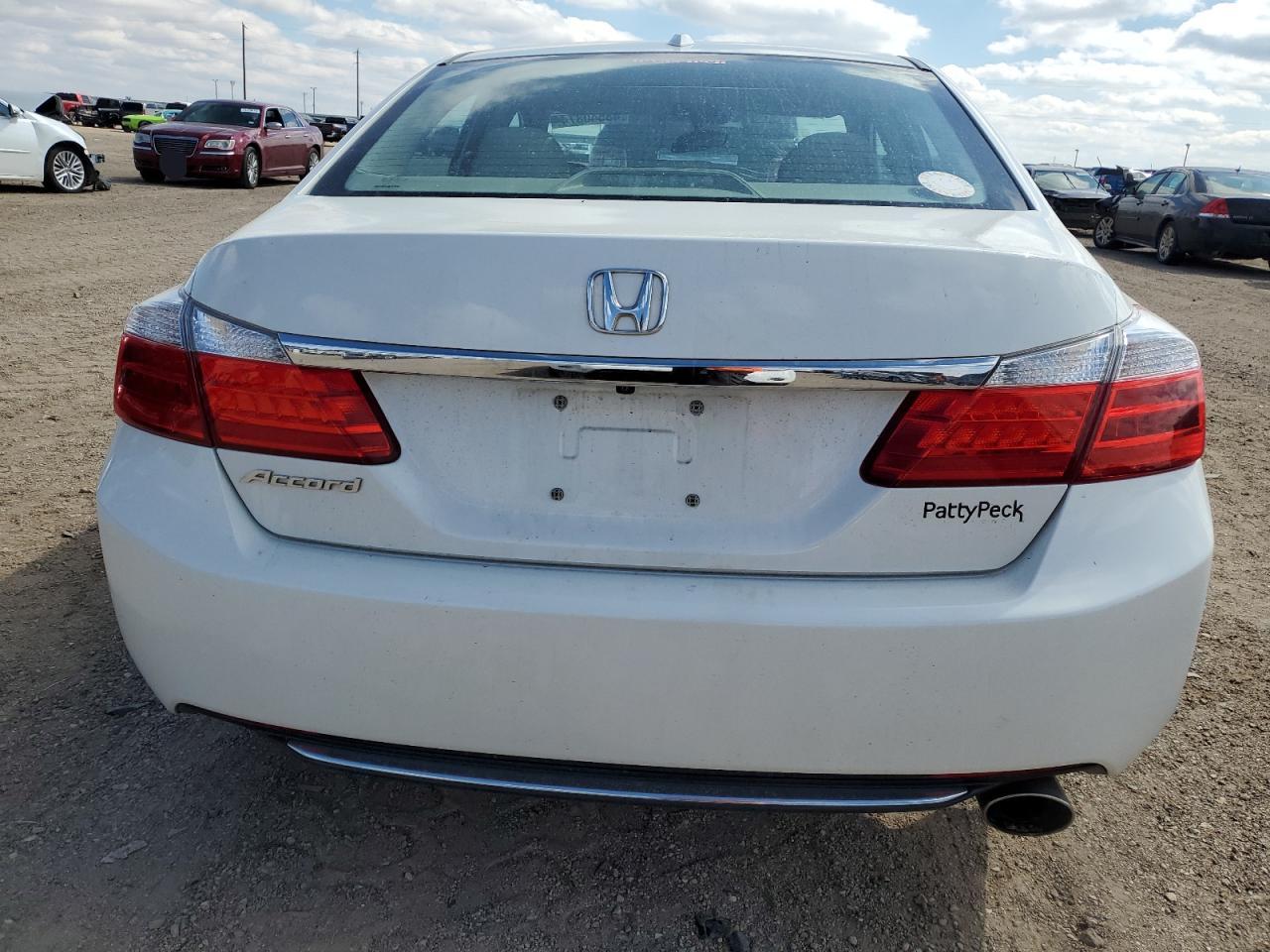 Photo 5 VIN: 1HGCR2F82EA105993 - HONDA ACCORD 