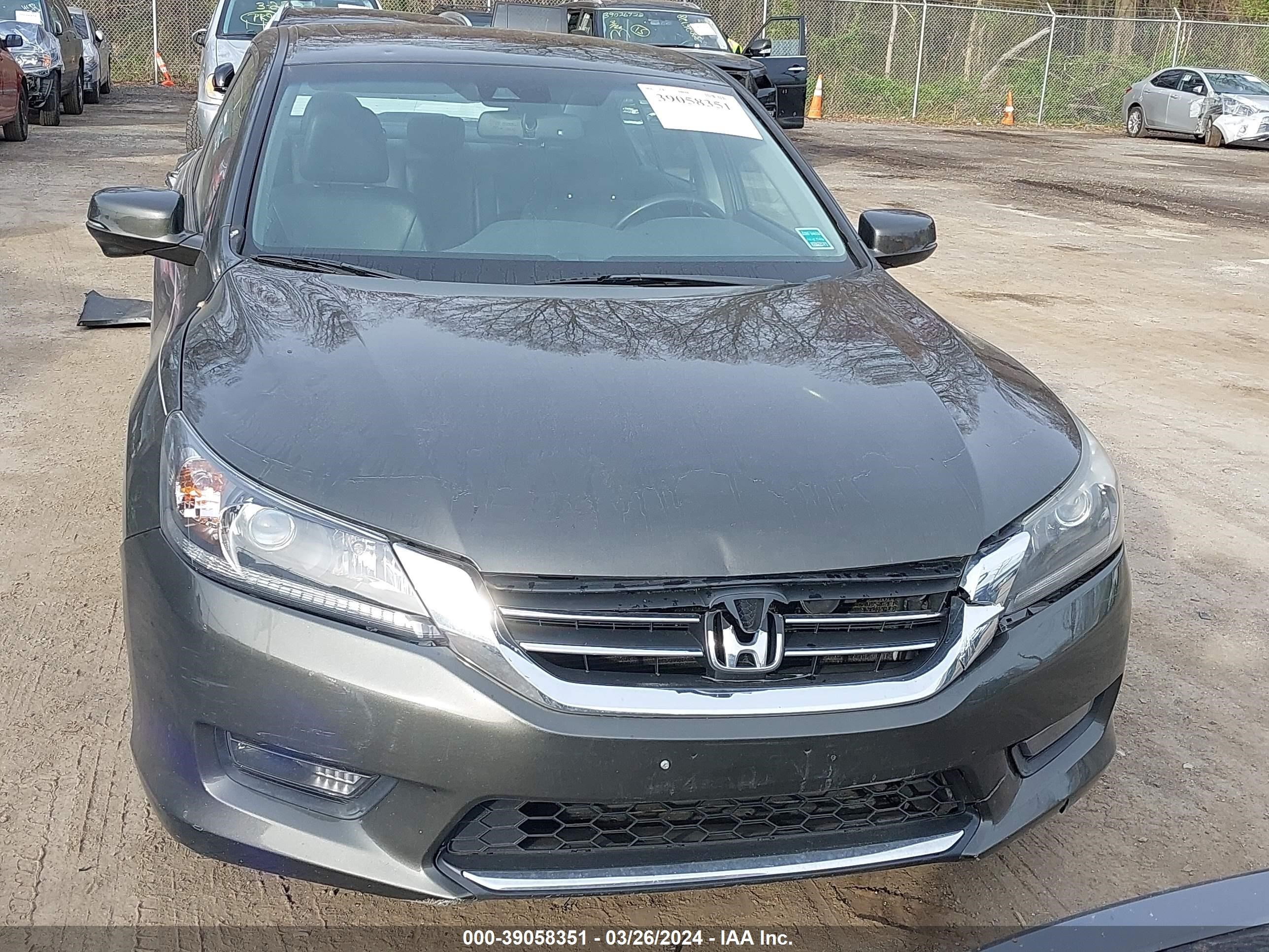 Photo 12 VIN: 1HGCR2F82EA107209 - HONDA ACCORD 