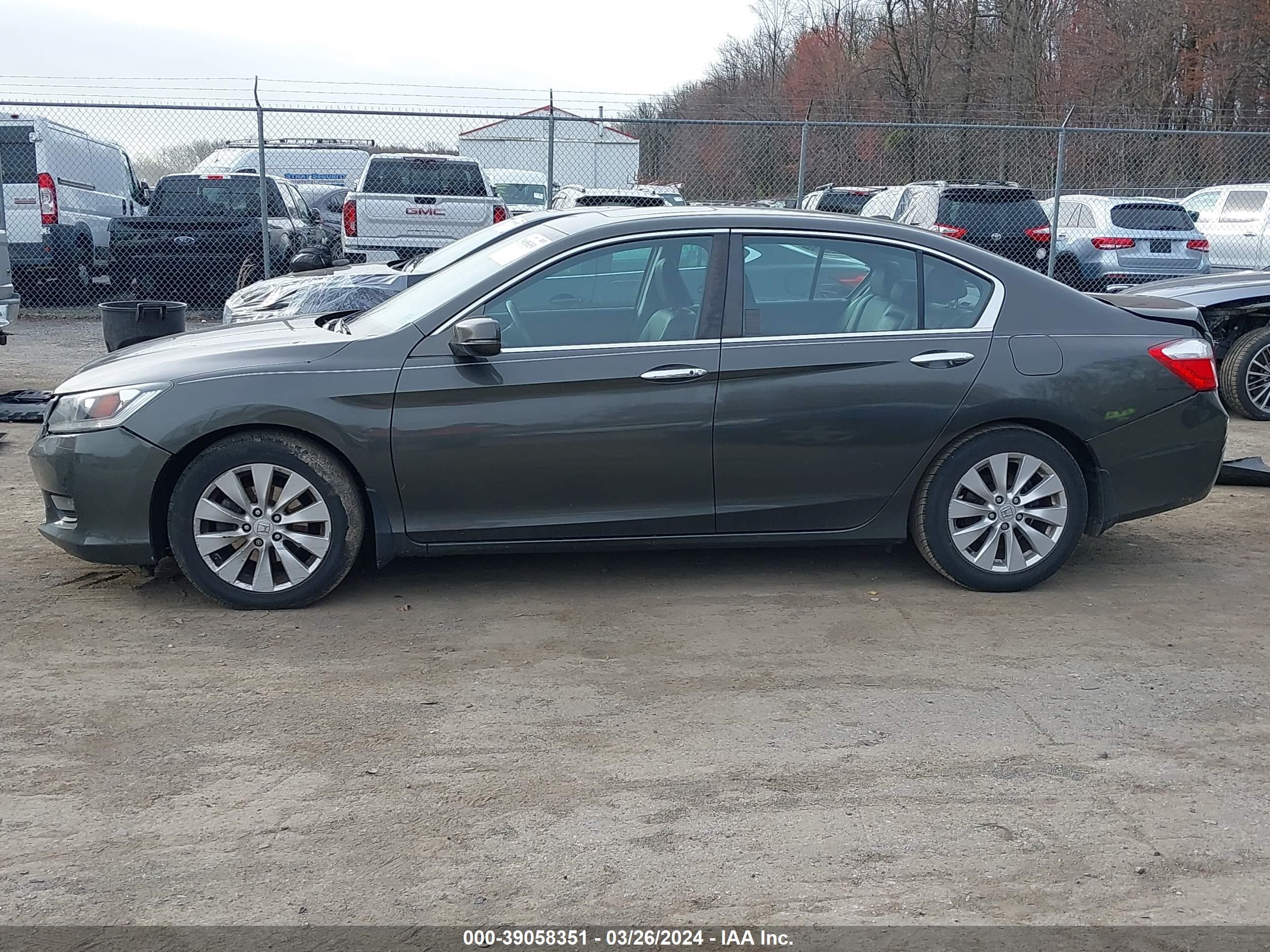 Photo 14 VIN: 1HGCR2F82EA107209 - HONDA ACCORD 