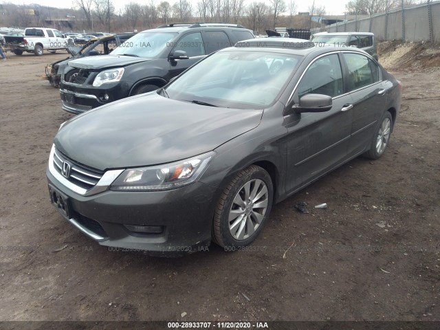 Photo 1 VIN: 1HGCR2F82EA109977 - HONDA ACCORD SEDAN 