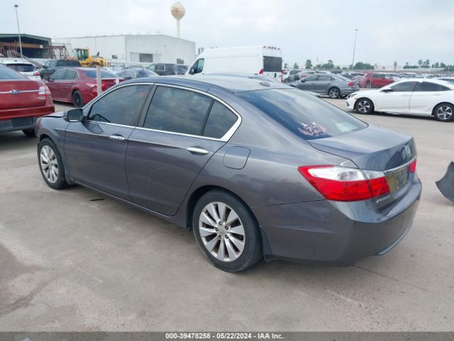 Photo 2 VIN: 1HGCR2F82FA012215 - HONDA ACCORD 