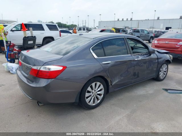 Photo 3 VIN: 1HGCR2F82FA012215 - HONDA ACCORD 