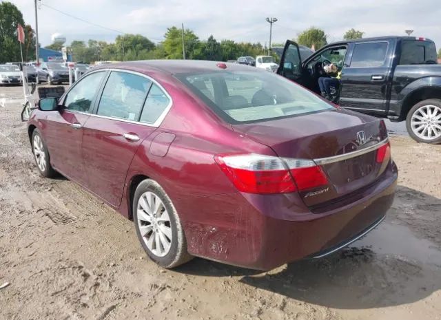 Photo 2 VIN: 1HGCR2F82FA015681 - HONDA ACCORD 