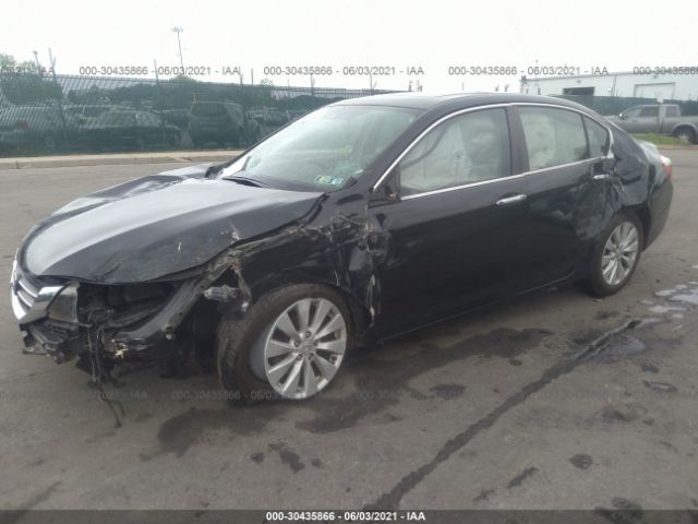 Photo 1 VIN: 1HGCR2F82FA037664 - HONDA ACCORD SEDAN 