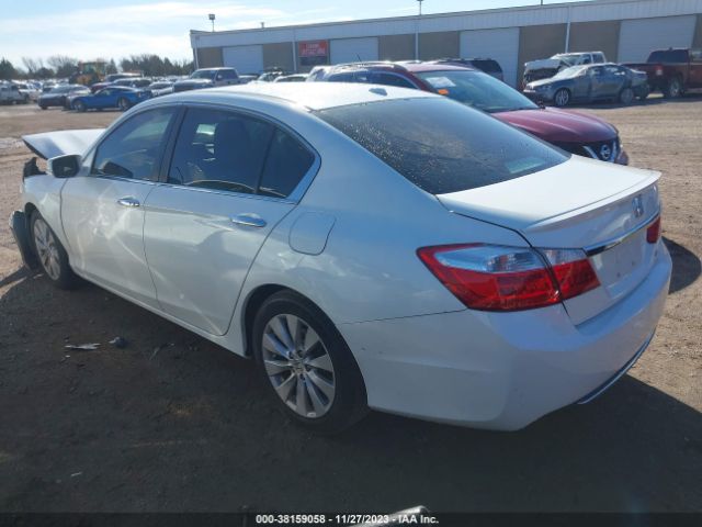 Photo 2 VIN: 1HGCR2F82FA062872 - HONDA ACCORD 