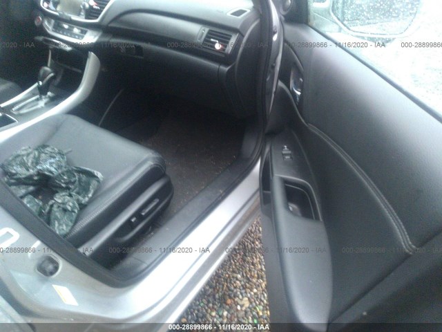 Photo 4 VIN: 1HGCR2F82FA094091 - HONDA ACCORD SEDAN 