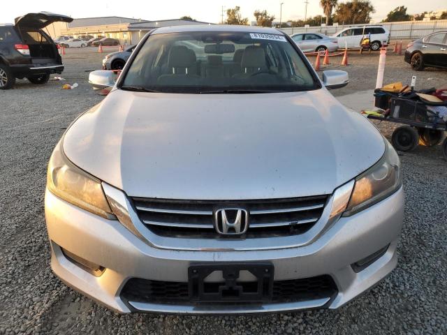 Photo 4 VIN: 1HGCR2F82FA106062 - HONDA ACCORD EXL 