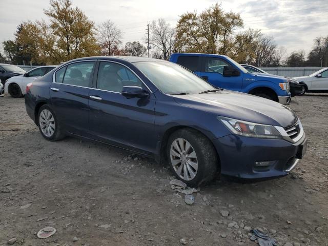 Photo 3 VIN: 1HGCR2F82FA147923 - HONDA ACCORD 