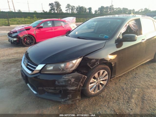 Photo 5 VIN: 1HGCR2F82FA168562 - HONDA ACCORD SEDAN 