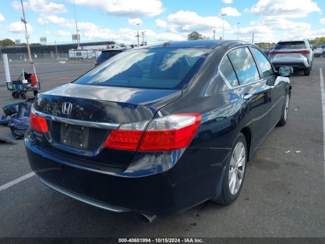 Photo 3 VIN: 1HGCR2F82FA180095 - HONDA ACCORD 