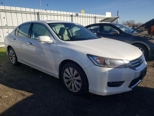 Photo 3 VIN: 1HGCR2F82FA183627 - HONDA ACCORD EXL 