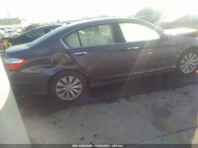 Photo 3 VIN: 1HGCR2F82FA270850 - HONDA ACCORD SEDAN 