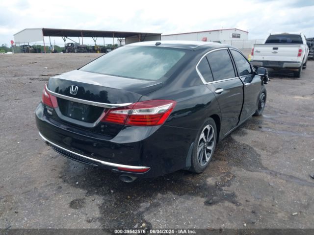 Photo 3 VIN: 1HGCR2F82GA001121 - HONDA ACCORD 