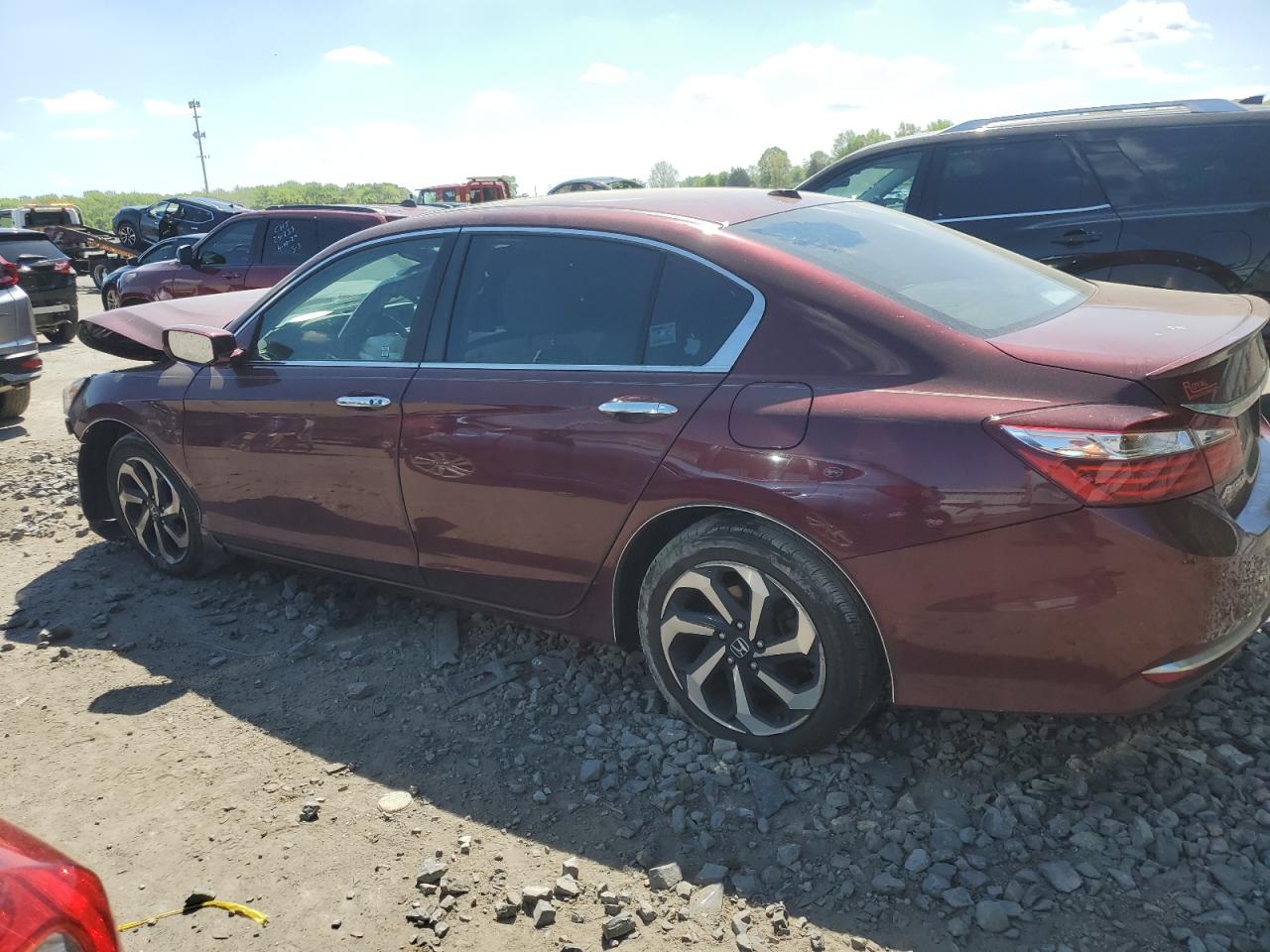 Photo 1 VIN: 1HGCR2F82GA005766 - HONDA ACCORD 