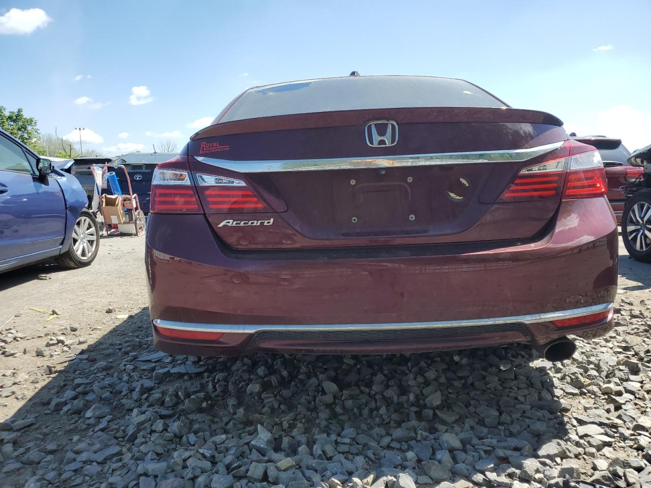 Photo 5 VIN: 1HGCR2F82GA005766 - HONDA ACCORD 