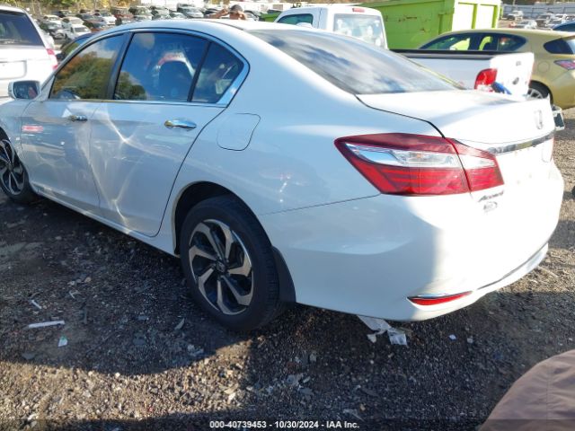 Photo 2 VIN: 1HGCR2F82GA056622 - HONDA ACCORD 