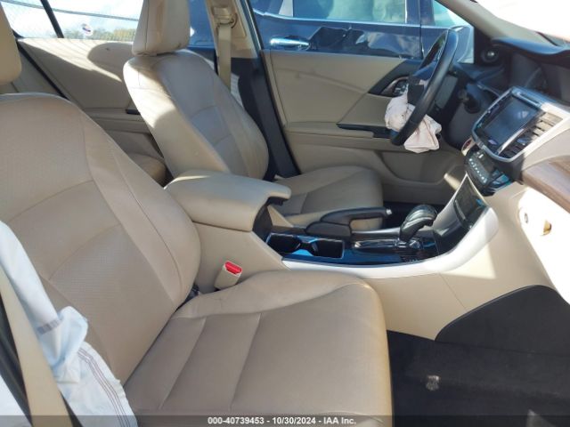 Photo 4 VIN: 1HGCR2F82GA056622 - HONDA ACCORD 