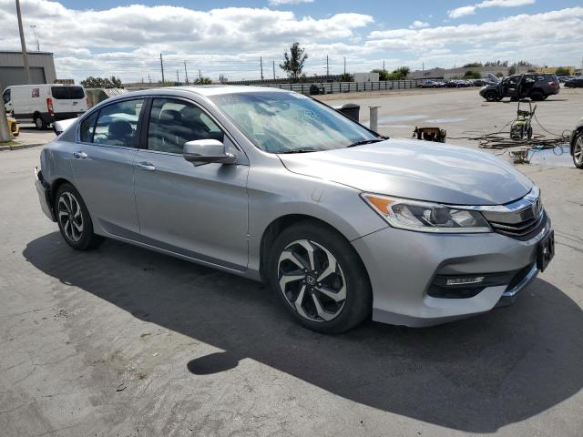 Photo 3 VIN: 1HGCR2F82GA142044 - HONDA ACCORD EXL 