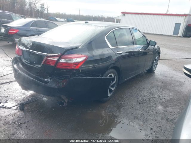 Photo 3 VIN: 1HGCR2F82HA006708 - HONDA ACCORD 