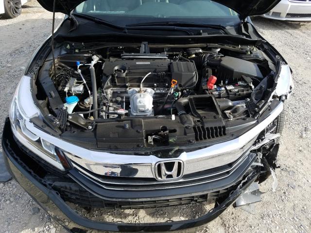 Photo 6 VIN: 1HGCR2F82HA126802 - HONDA ACCORD 