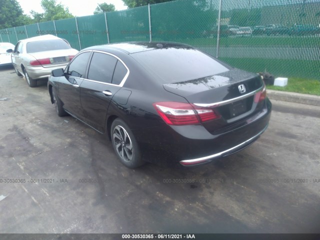 Photo 2 VIN: 1HGCR2F82HA162716 - HONDA ACCORD SEDAN 