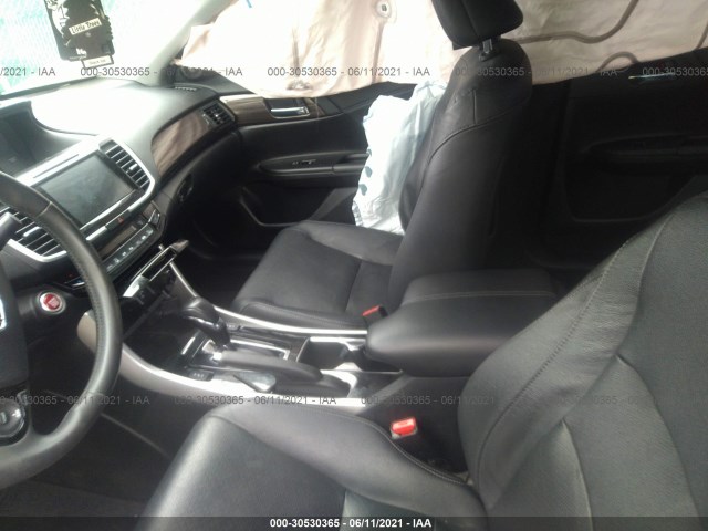 Photo 4 VIN: 1HGCR2F82HA162716 - HONDA ACCORD SEDAN 