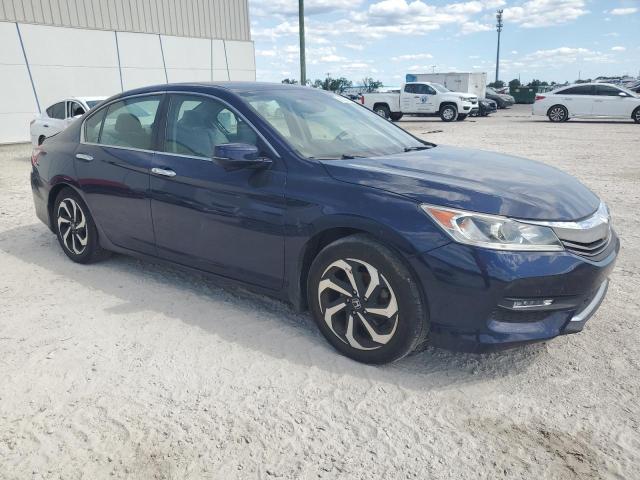 Photo 3 VIN: 1HGCR2F82HA233669 - HONDA ACCORD 