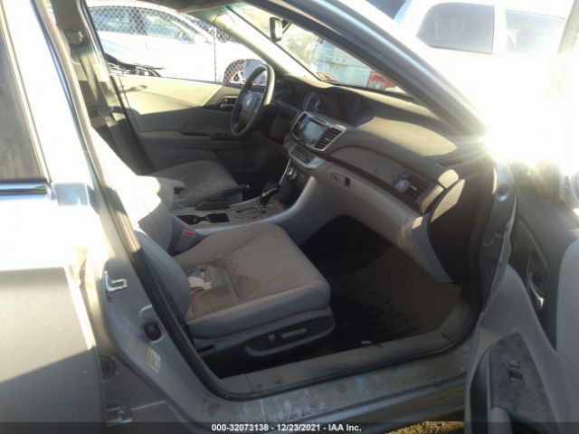 Photo 4 VIN: 1HGCR2F83DA044166 - HONDA ACCORD SDN 