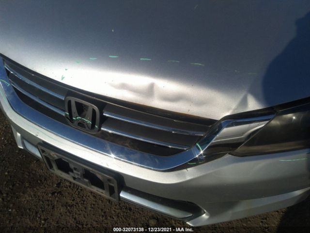 Photo 5 VIN: 1HGCR2F83DA044166 - HONDA ACCORD SDN 