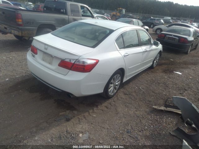 Photo 3 VIN: 1HGCR2F83DA057130 - HONDA ACCORD SDN 