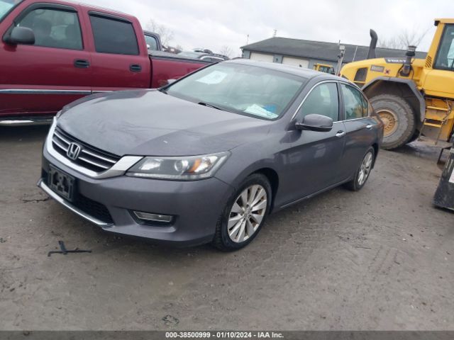 Photo 1 VIN: 1HGCR2F83DA070847 - HONDA ACCORD 